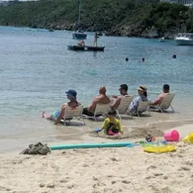 rs=w_370,cg_true,m (14)